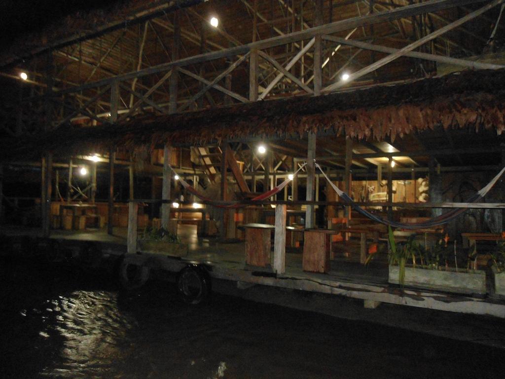 לטיסייה Cabana Flotante Kurupira מראה חיצוני תמונה